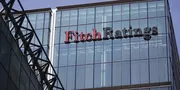 Fitch İngiltere'nin kredi notunu teyit etti