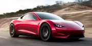 Tesla Roadster Yine Ertelendi: 9 Yıllık Bekleyiş Biraz Daha Uzuyor