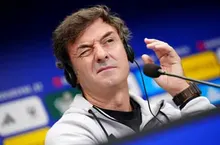 Czechia’s Santi Denia: ‘Anthony Gordon? What a Player! He’s at the Same Level as Lamine Yamal’