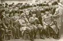 Mustafa Kemal Atatürk: Türkiye Cumhuriyeti'nin Kurucusu ve Değişimin Mimarı