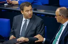 Krise Zunächst Abgewendet, aber Differenzen Werden Deutlich