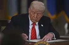 Trump İmzayı Attı: ‘Yapay Zeka’ Yerine ‘Süper Zeka’ Dönemi