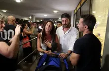 UN Pasajero del Vuelo de Dubái A Tel Aviv: “Até las Manos al Terrorista con Unos Auriculares”