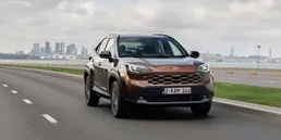 Toyota Yaris Cross Hybrid Türkiye'de Yenilendi: İşte Yeni Fiyatı ve Değişen Özellikleri