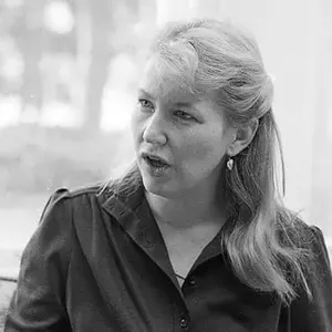 Annie Dillard, Pulitzer prize-winning author of nonfiction and nature essays, dies aged 81