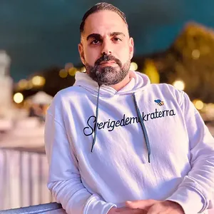 Arin Karapet, el hijo de inmigrantes que quiere que Suecia vuelva a ser Suecia: "El color de la piel y el apellido no importan, pero hay que adoptar la cultura sueca"