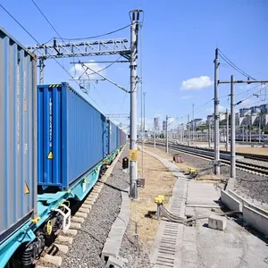 Çin'den yola çıkan yük trenleri İstanbul'da karşılanarak Avrupa'ya uğurlandı