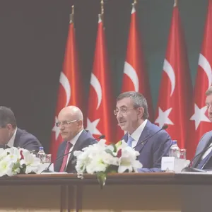Cumhurbaşkanı Yardımcısı Yılmaz, OVP açıklamasının ardından soruları yanıtladı: (1)