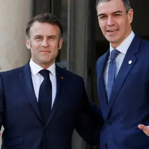 Emmanuel Macron Entame une Visite D'État en Espagne pour "Rehausser" les Relations