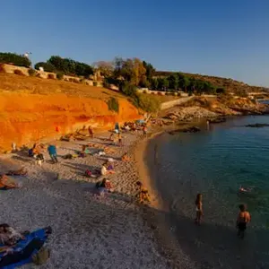 Greek Police Investigate Death of 82-Year-Old Man After Beach Brawl over Sunlounger
