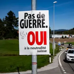 Suiza Rechaza en Referéndum una Propuesta Populista para Restringir Su Neutralidad, Según las Proyecciones
