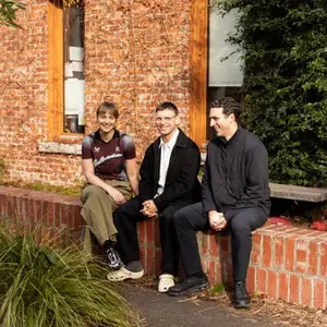 When Friends Become Good Neighbours: The Melbourne Families WHO Transformed One Home Into Three Townhouses