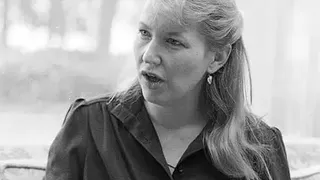 Annie Dillard, Pulitzer prize-winning author of nonfiction and nature essays, dies aged 81