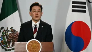 Après des Explosions de Mines dans la DMZ, le Président Sud-Coréen Joue L'Apaisement