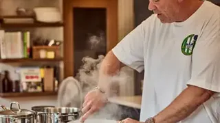Cooking with Tom Kerridge, the Michelin ‘Meatfluencer’