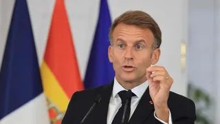 Macron Califica de "Gravísimos e Inaceptables" los Supuestos Comentarios Antisemitas de Jordan Bardella