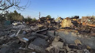 Tres muertos en ataques rusos en Ucrania mientras Putin advierte a Europa contra el envío de tropas