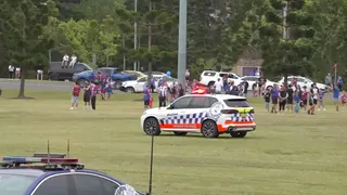 UN Coche Arrolla A una Gran Multitud de Aficionados al Rugby y Deja 10 Heridos, Varios de Ellos Niños, al Norte de Sídney