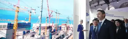 Enerji Bakanı Bayraktar'a Rusya'da "Nükleer Alandaki Uluslararası İşbirliği Nişanı" verildi