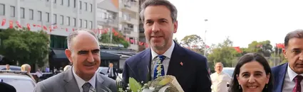 Enerji ve Tabii Kaynaklar Bakanı Bayraktar, Manisa Valilliği'ni ziyaret etti