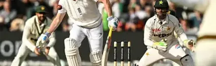 England v Pakistan, Third Men’s Cricket Test, Day One – Live