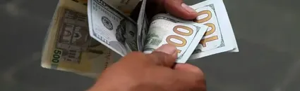 İran'da Dolar Rekor Kırdı: Tarihin En Yüksek Seviyesini Gördü