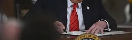 Trump İmzayı Attı: ‘Yapay Zeka’ Yerine ‘Süper Zeka’ Dönemi