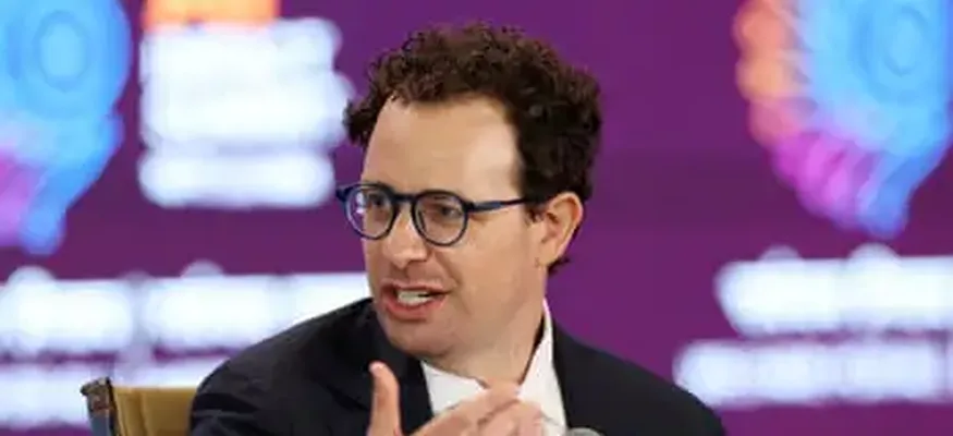 AI CEOs say they need to slow the pace of development. But will they?