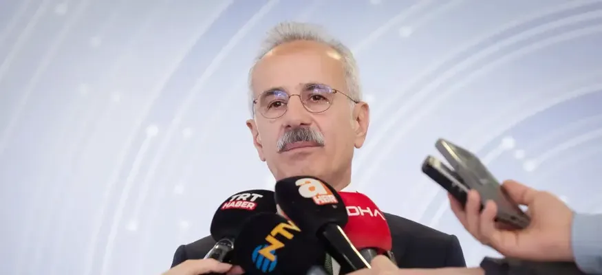 Bakan Uraloğlu, İsrail-İran geriliminin sivil havacılığa etkisini değerlendirdi: