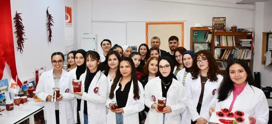 Bilecik'in Çukurören biberi gastronomiye 30 yeni ürün kazandırdı