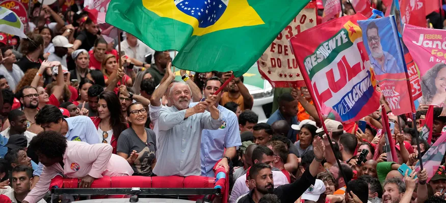 Brasil Vota Polarizado en Primera Vuelta Como Si Ya Fuese la Segunda