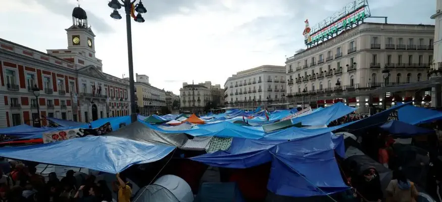 Crise du Logement en Espagne : La Retraitée Expulsée Va Pouvoir Rentrer Chez Elle