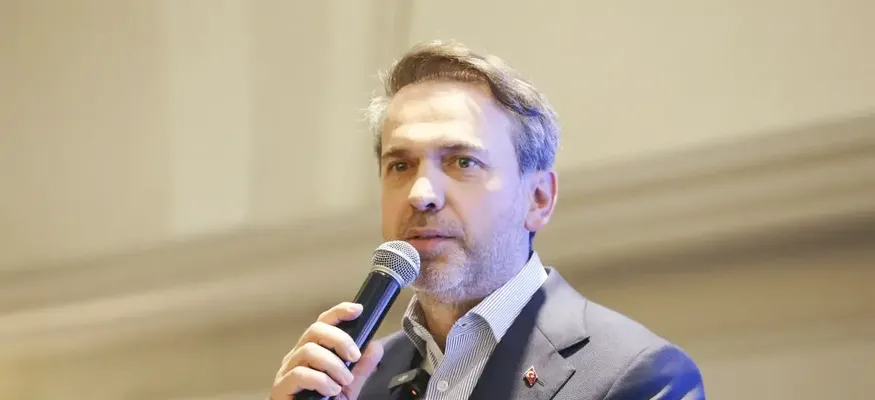 Enerji ve Tabii Kaynaklar Bakanı Bayraktar, Türkiye'nin enerji vizyonunu anlattı: