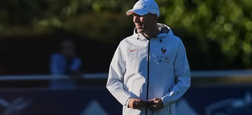 Équipe de France : UN Groupe au Complet et des Changements Tactiques pour Zinedine Zidane
