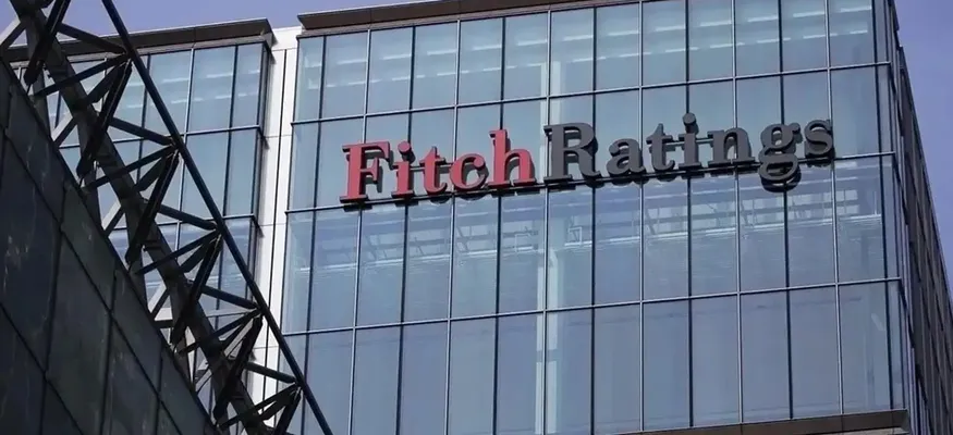 Fitch İngiltere'nin kredi notunu teyit etti