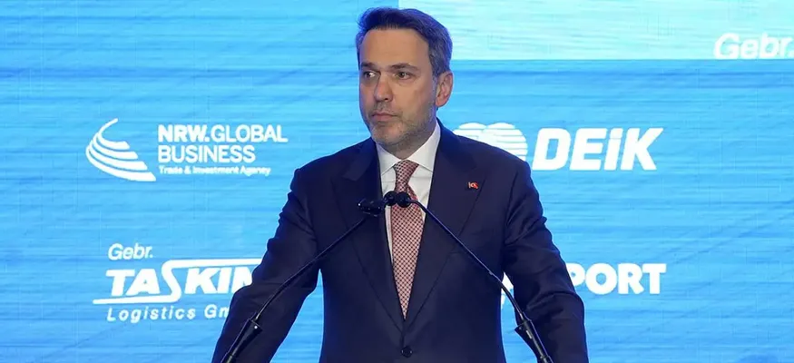 "Güneş ve Rüzgardan Elektrik Üretiminde Tarihi Rekor Kırıldı"
