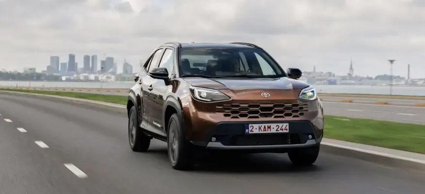 Toyota Yaris Cross Hybrid Türkiye'de Yenilendi: İşte Yeni Fiyatı ve Değişen Özellikleri