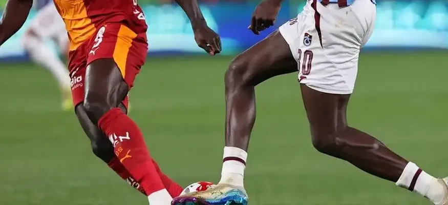 Trabzonspor-Galatasaray Maçında İlk 11'Ler Belli Oldu