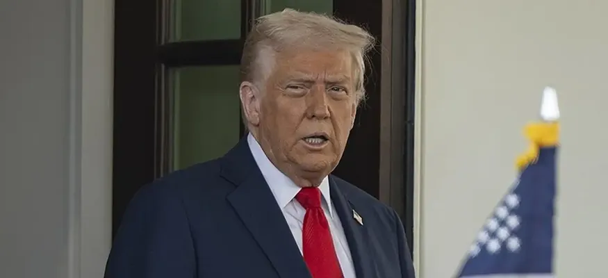 Trump'tan İran mesajı: Saldırıya yanıt vermek zorundayız