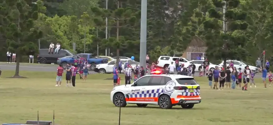 UN Coche Arrolla A una Gran Multitud de Aficionados al Rugby y Deja 10 Heridos, Varios de Ellos Niños, al Norte de Sídney