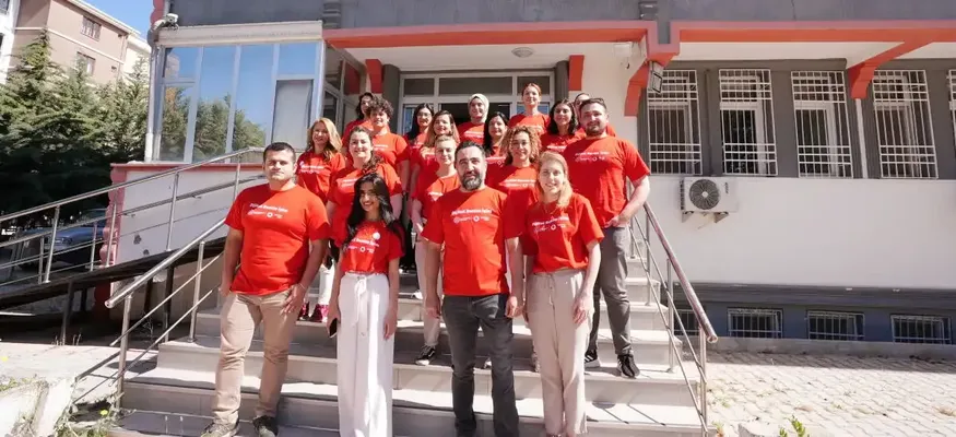 Vodafone Gönüllüleri'nden "Dijital Benim İşim" projesine destek