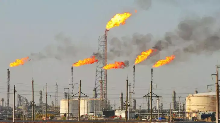Hürmüz Boğazı'nın Durma Noktasına Gelmesi Avrupa Gaz Fiyatlarını Yükseltti